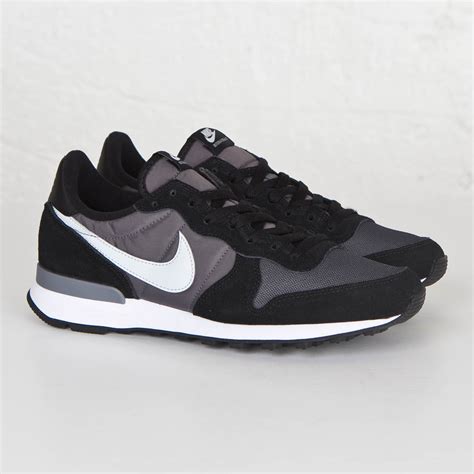 nike internationalist grijs zwart|Nike Factory Stores.